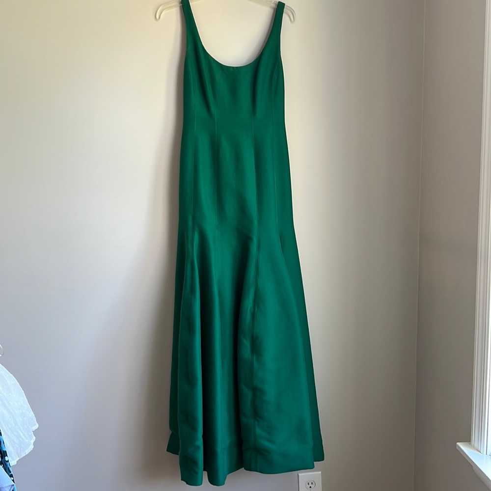 Halston heritage, size 2, tulip gown, emerald green, worn and dry cleaned